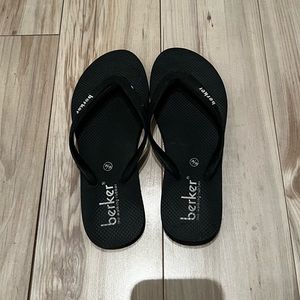 Berker flip flop